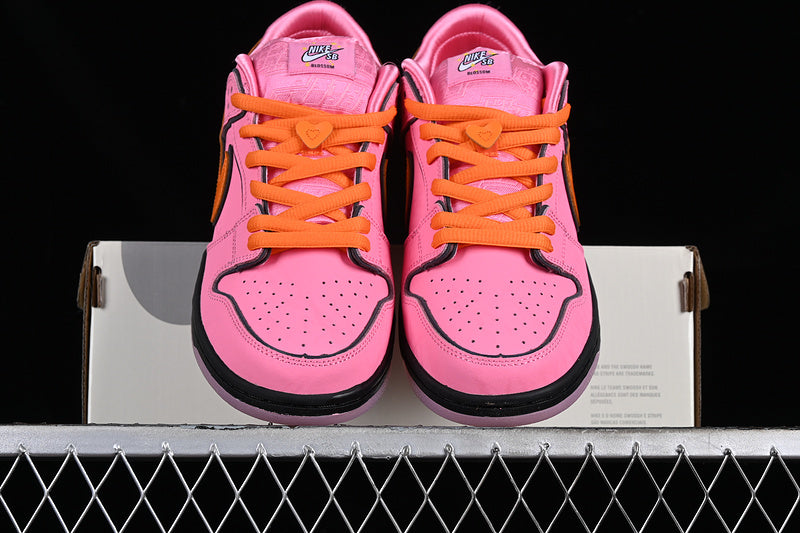 NikeSB Dunk Low Blossom -Powerpuff
