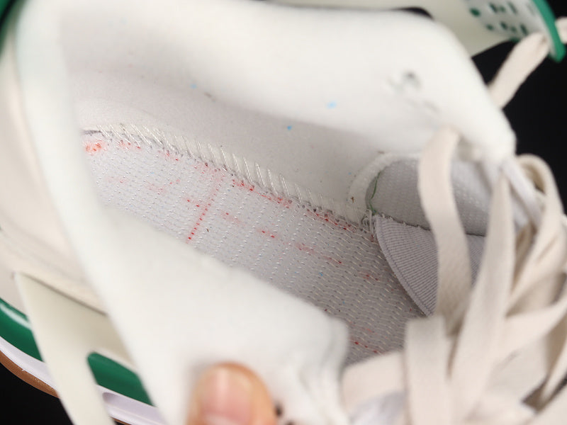 Air Jordan 4 AJ4  Retro - Pine Green