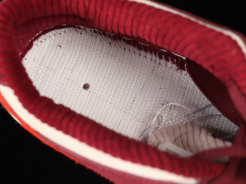 NikeMens Dunk Low - Skate Like A Girl