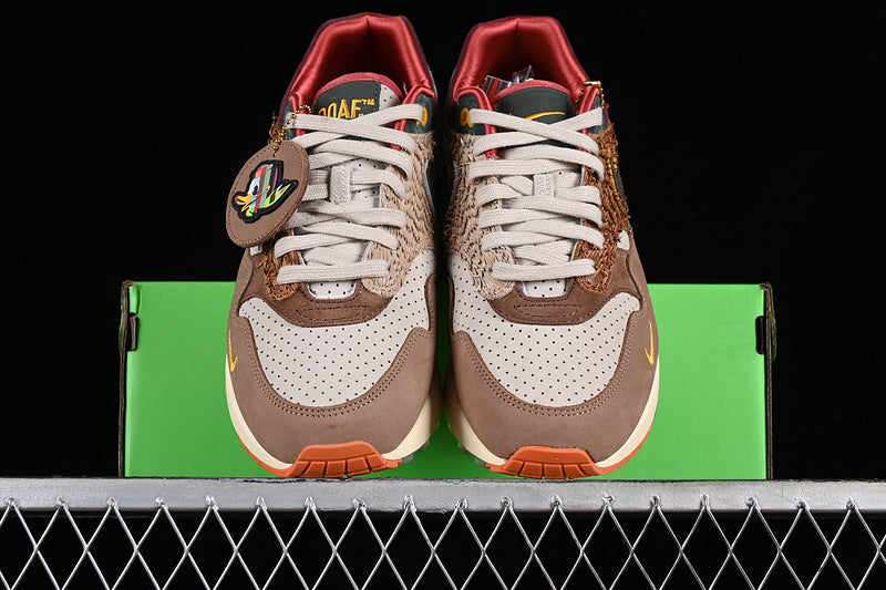 Division Street x NikeUnisex Air Max 1 AM1 Luxe - University of Oregon