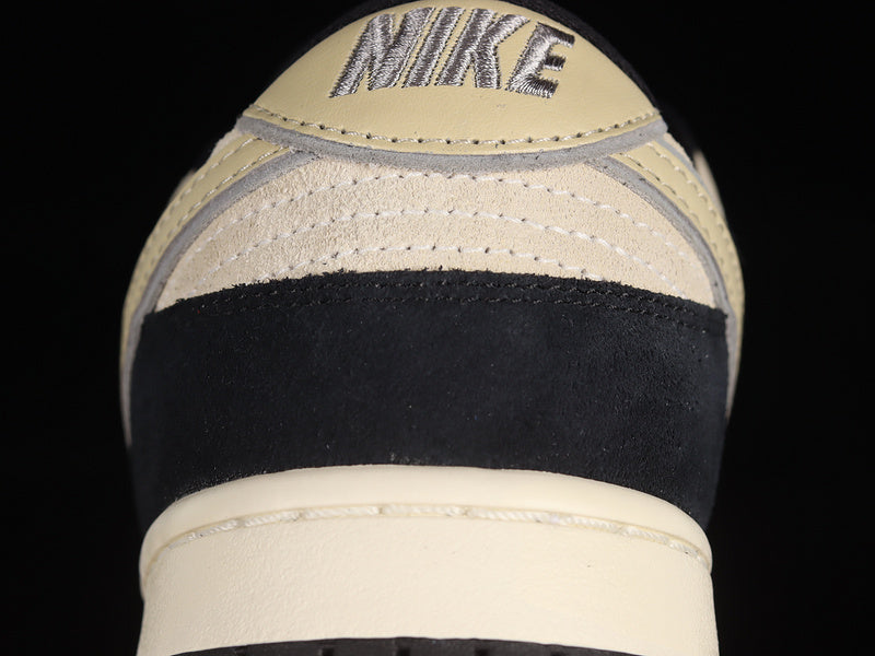 NikeMens Dunk Low LX - Black/Cream
