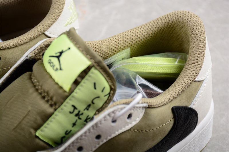 Travis Scott x Air Jordan 1 AJ1 - GOLf