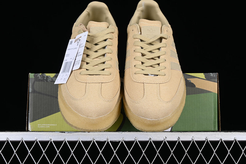 Ronnie Fieg x Clarks x adidasMens 8th Street Samba - Savannah
