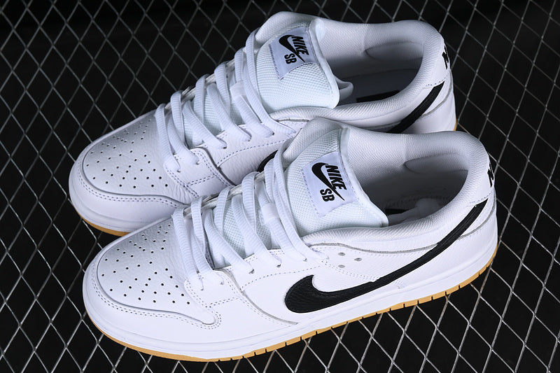 NikeSB Dunk Low Pro - White Gum