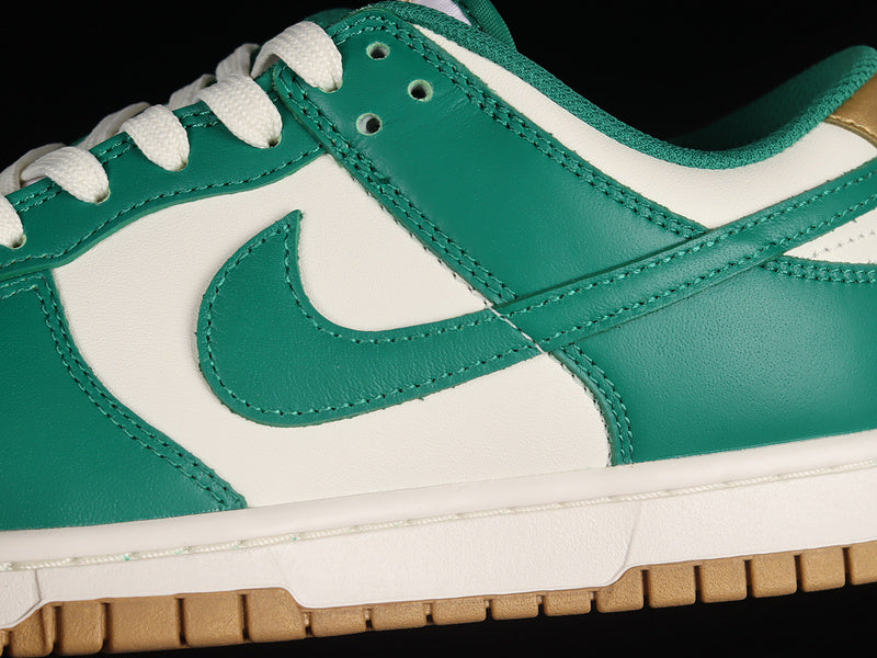 NikeMens Dunk Low - Green/Gold