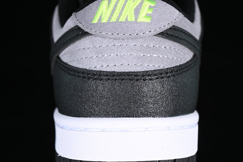 NikeMens Dunk low strike - Grey/Green