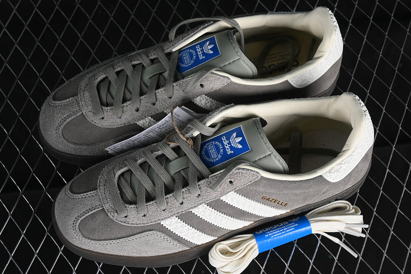 adidasUnisex Gazelle - Grey/White
