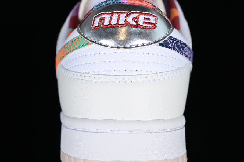 NikeMens SB Dunk Low - Paisley
