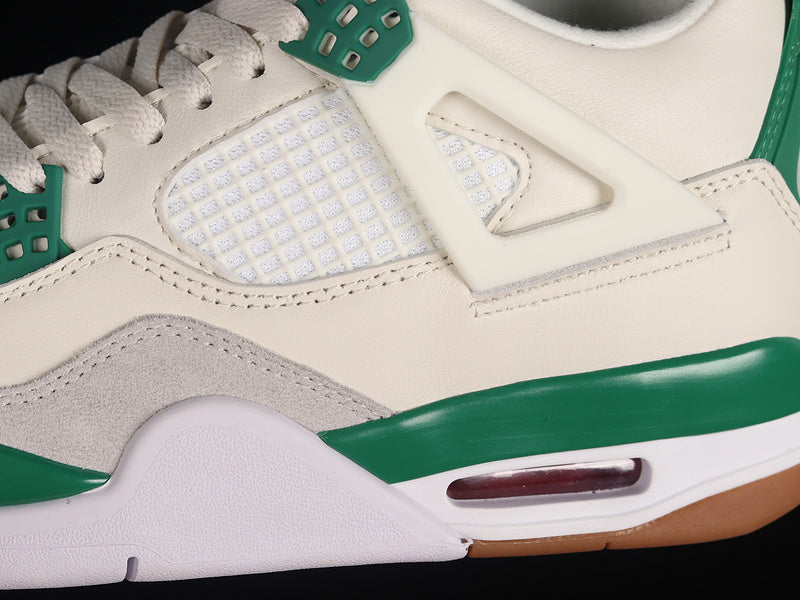 Air Jordan 4 AJ4  Retro - Pine Green