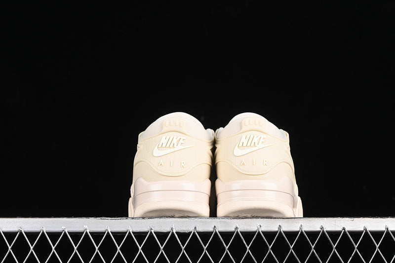 Air Jordan 4 AJ4 RM - Legend Light Brown