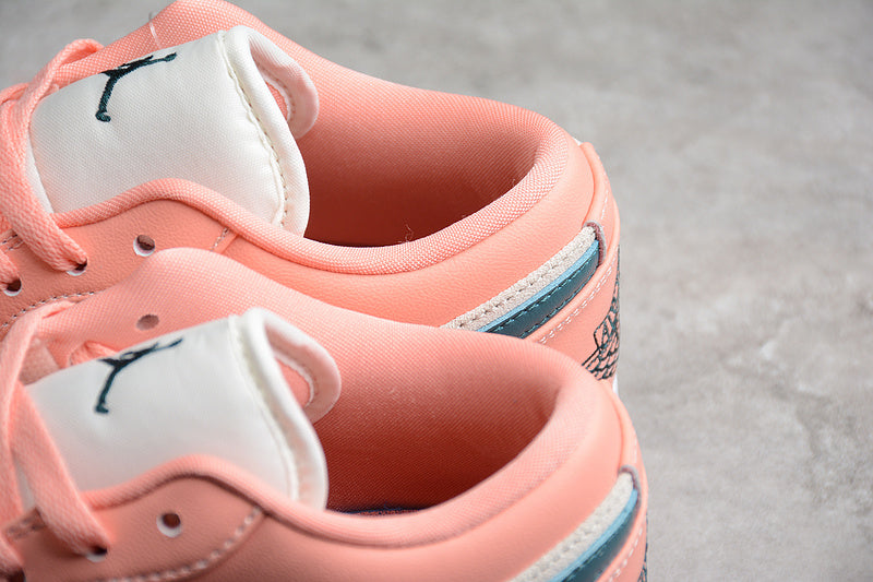 WMNS Air Jordan 1 AJ1 Low - Light Madder Root