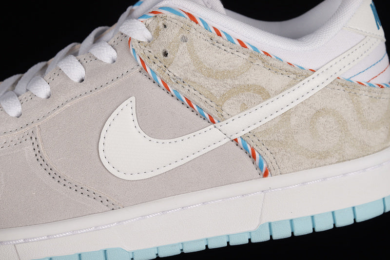 NikeSB Dunk Low Retro Barber Shop - Light Grey