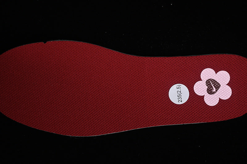 NikeUnisex Dunk Low - Valentine s Day