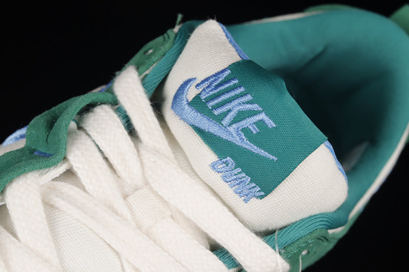 NikeWMNS Dunk Low Disrupt 2 - Phantom