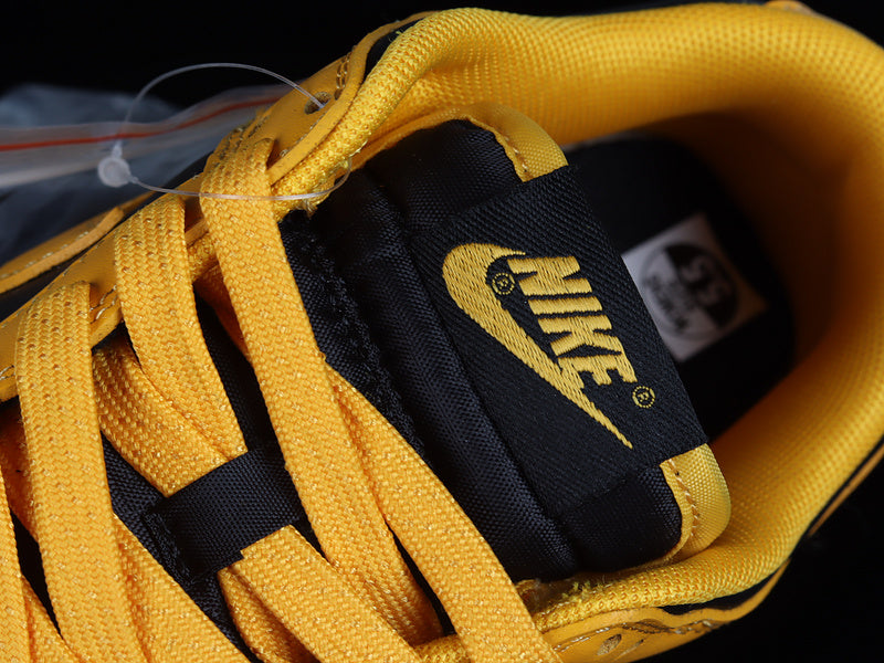 NikeMens Dunk Low - Goldenrod