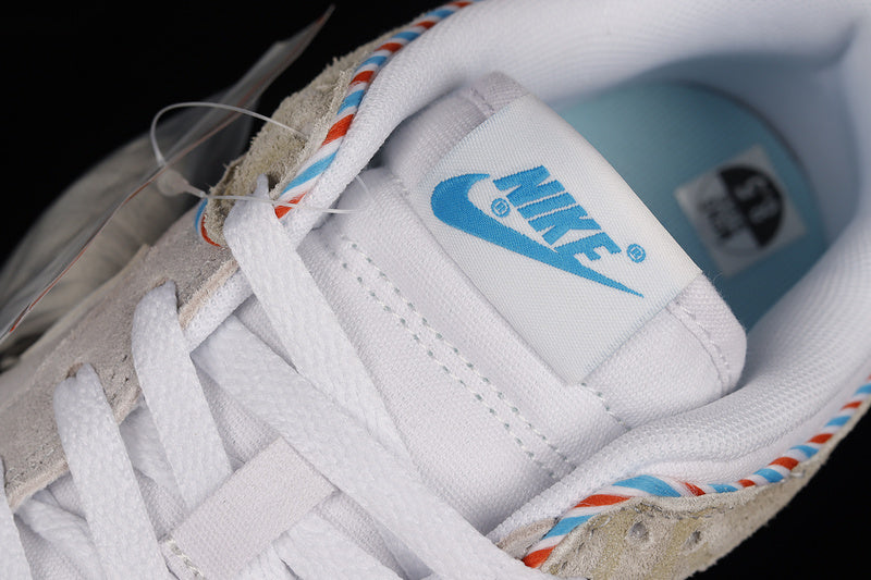 NikeSB Dunk Low Retro Barber Shop - Light Grey