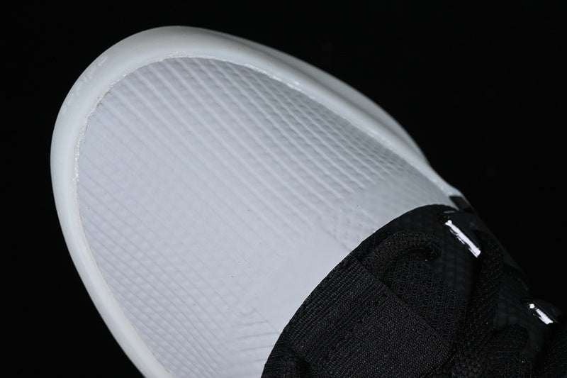 adidasUnisex Fear Of God - Athletics Carbon