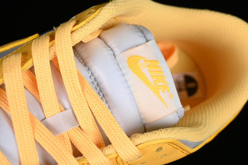 NikeMens Dunk Low - Citron Pulse