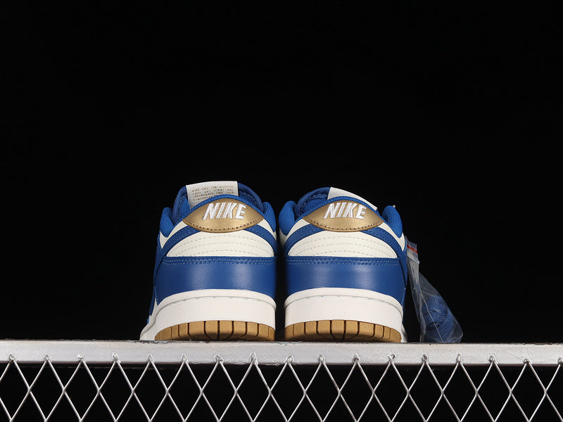 NikeSB Dunk Low Kansas - City Royal