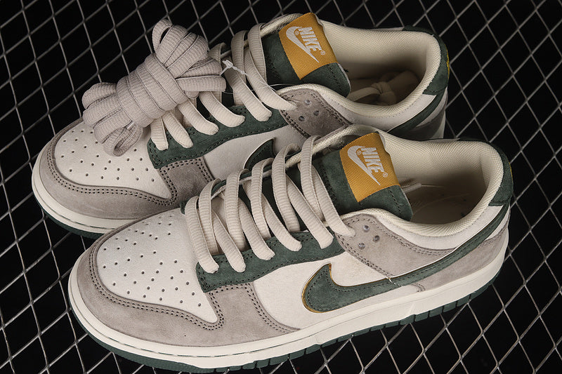Otomo Katsuhiro x NikeSB Dunk Low - Grey/Green