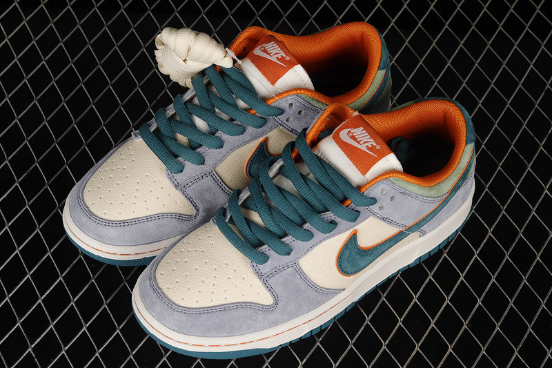 Otomo Katsuhiro x NikeSB Dunk Low - Steamboy