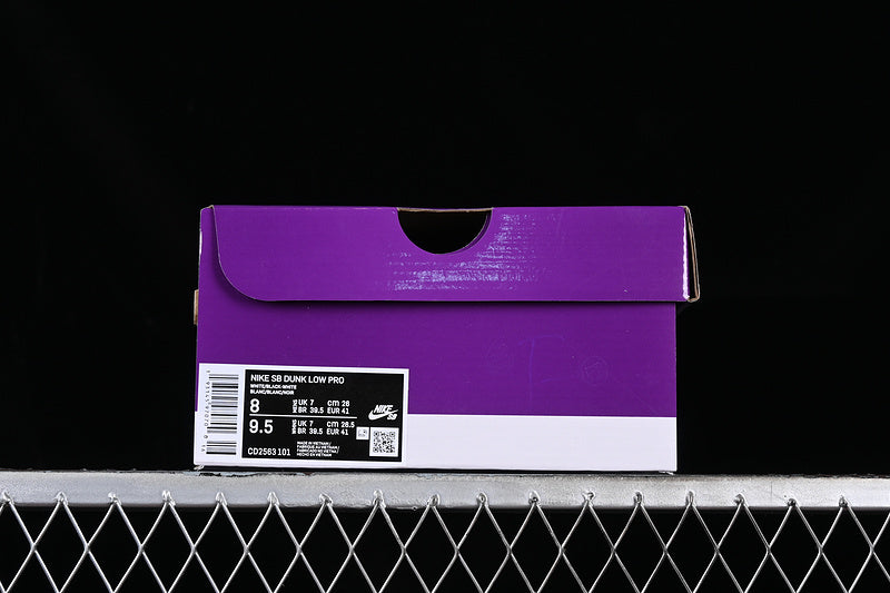 NikeSB Dunk Low Pro - White Gum