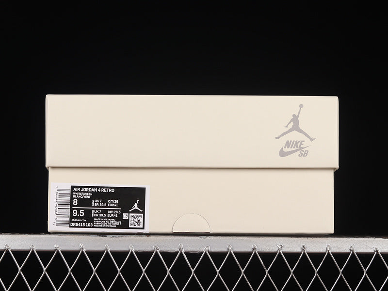 Air Jordan 4 AJ4  Retro - Pine Green