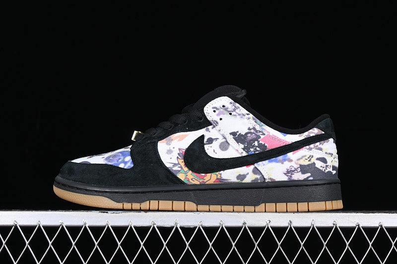 Supreme x NikeSB Dunk Low - Rammellzee