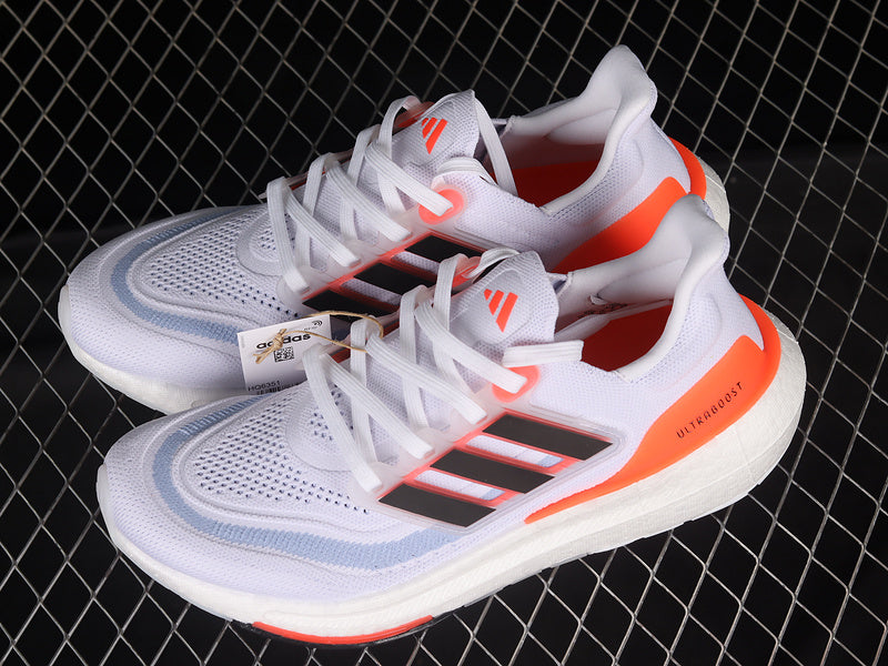 adidasMens Ultra Boost Light - White/Black