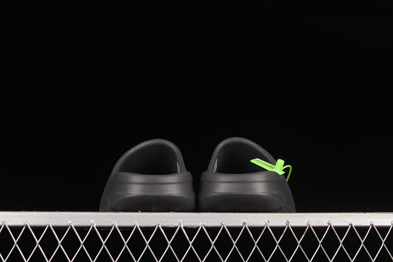 adidasUnisex Yeezy Slide - Onyx