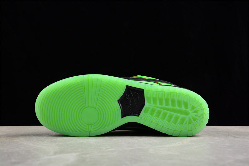 NikeSb Dunk Low Buttercup - Powerpuff