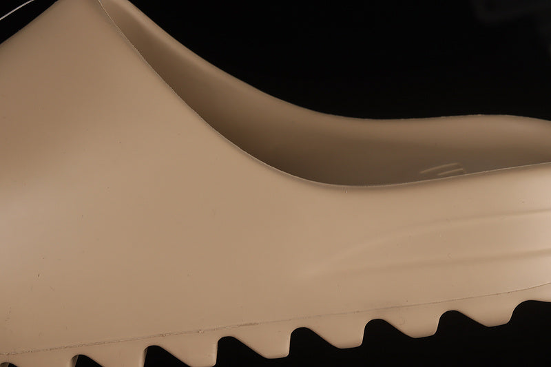 adidasUnisex Yeezy Slide - Pure