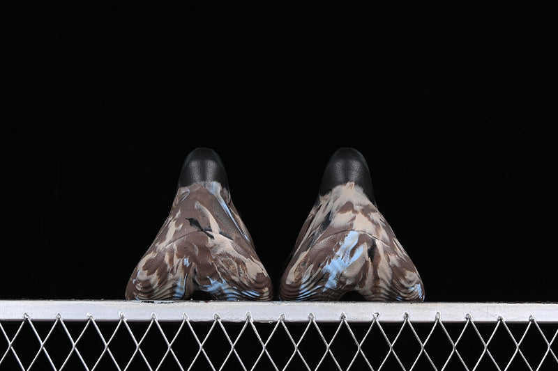 adidasUnisex Yeezy Foam Runner - Cinder