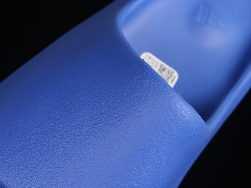 adidasUnisex Yeezy slide - azure