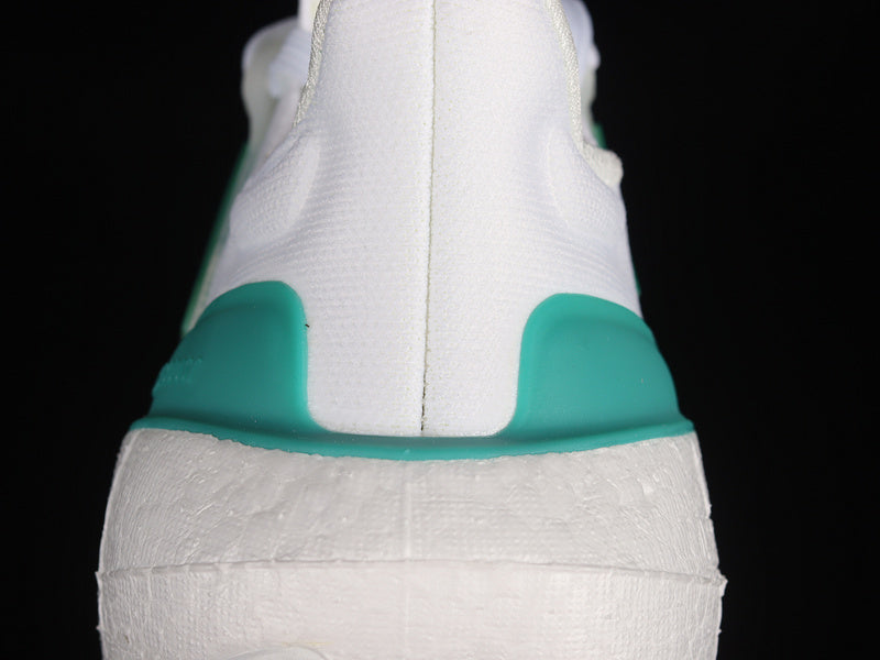 adidasMens Ultraboost Light - COURT GREEN