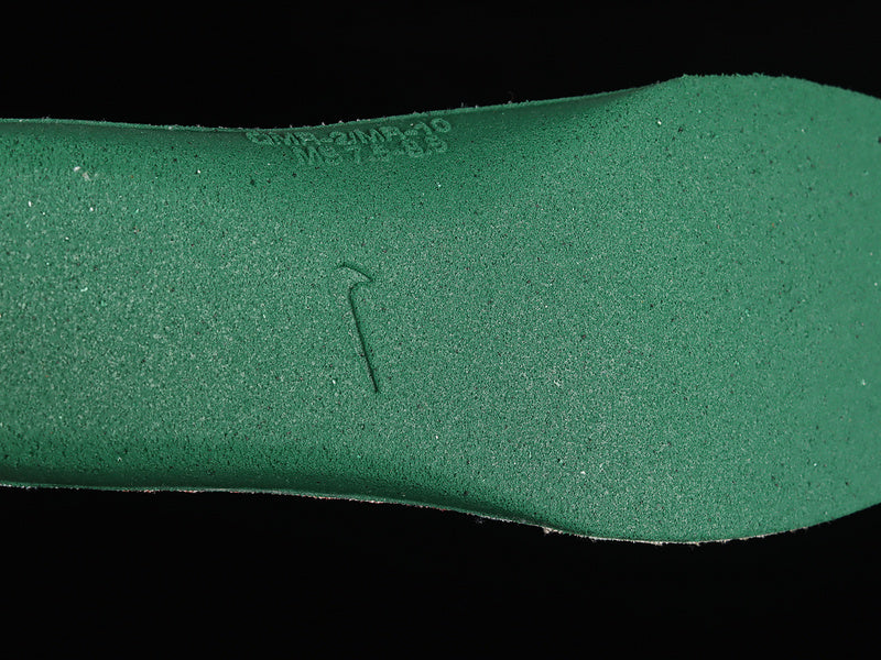 Hola Lou x Air Zoom Pegasus 39 - Dark Green/Orange