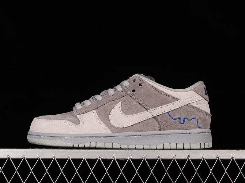 NikeUnisex SB Dunk Low - London
