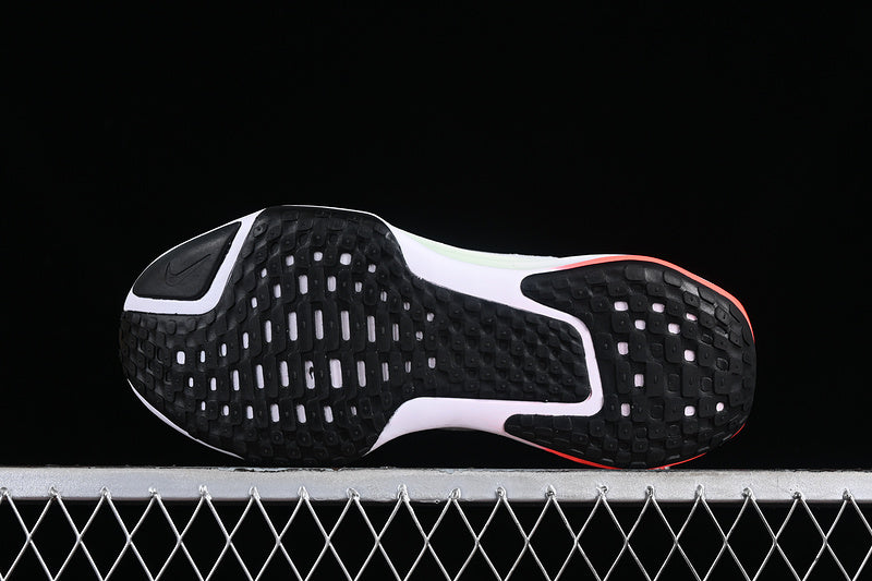 NikeUnisex Zoom Invincible Run 3 - Year Of The Dragon