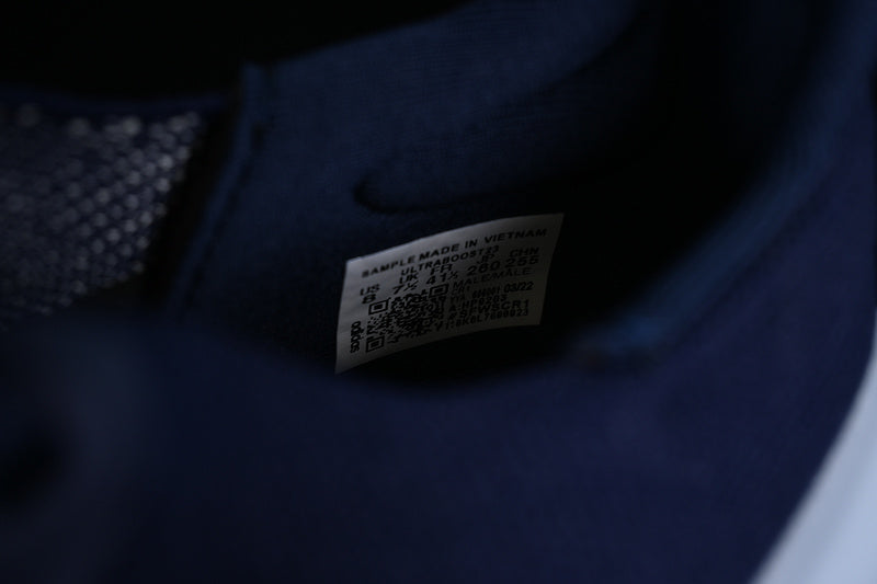 adidasMens ultraboost - Light/Dark Blue