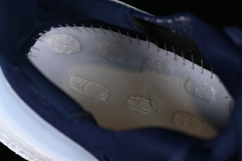 adidasMens ultraboost - Light/Dark Blue