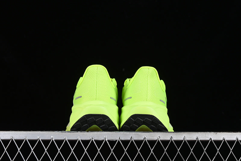 NikeMens Air Zoom Pegasus 41 - Volt