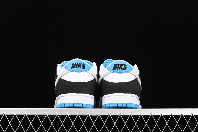 NikeMens SB Dunk Low - Laser Blue