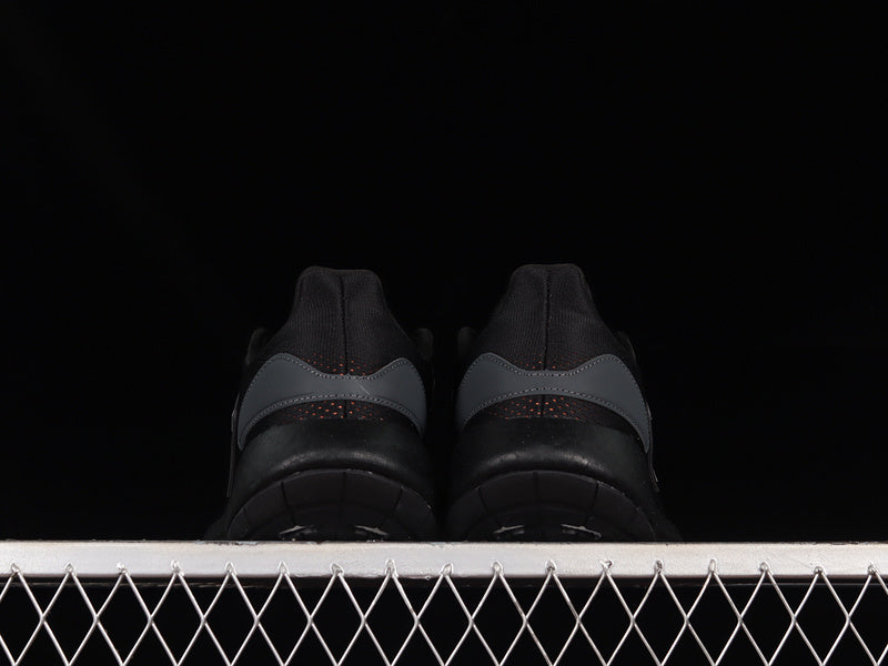 adidasMens Pureboost 22 - Black/orange
