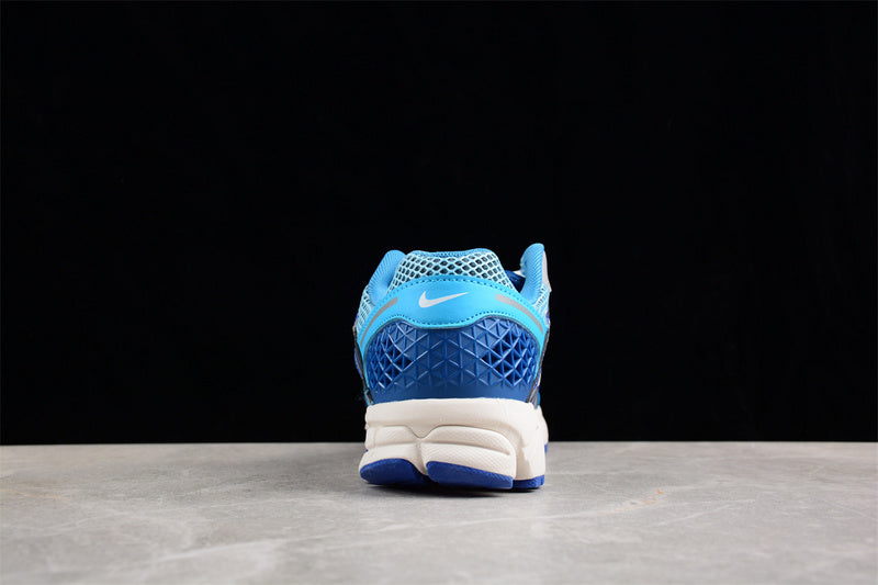 NikeMens Zoom Vomero 5 - Worn Blue