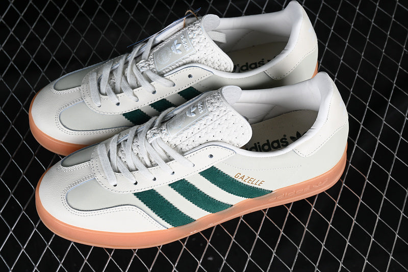 adidasMens Originals Gazelle - Indoor White