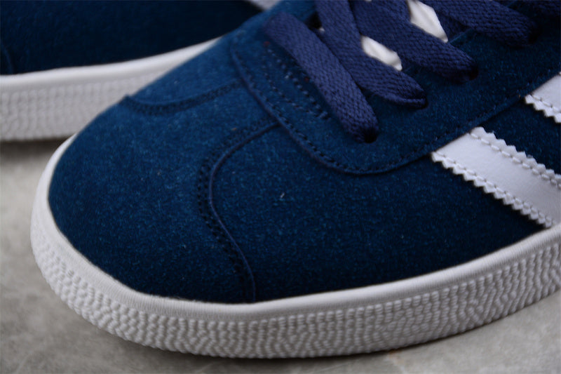 adidasUnisex Gazelle - Navy Blue