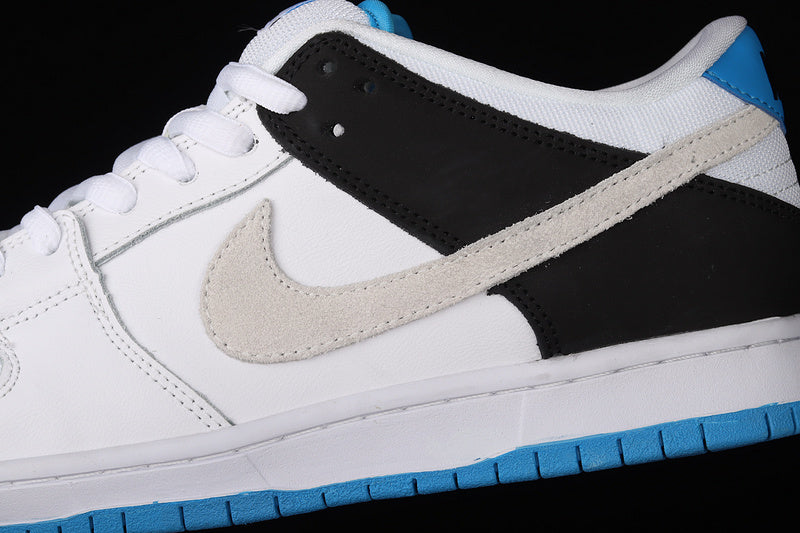 NikeMens SB Dunk Low - Laser Blue