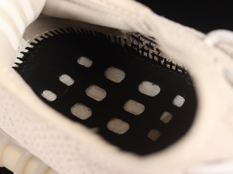 adidasUnisex Yeezy Boost 350 - Slate