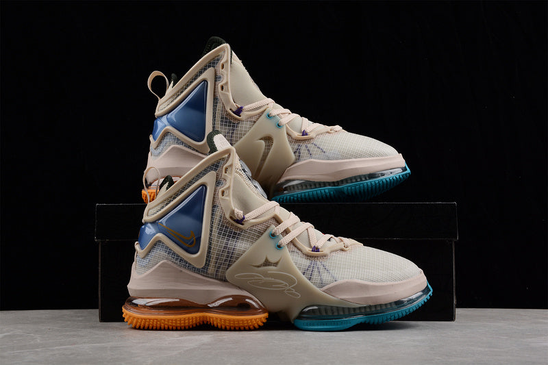 NikeUnisex LeBron 19 - Minneapolis Lakers
