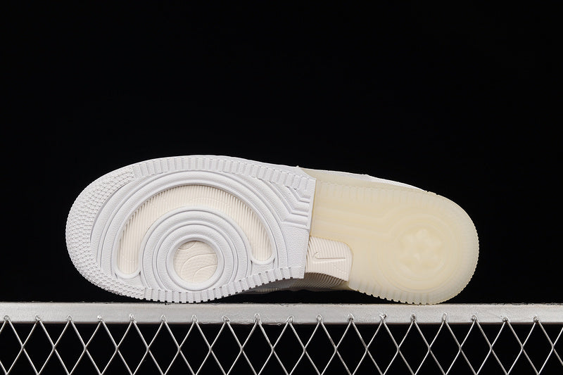 NikeUnisex Air force 1 AF1 React Double Swoosh - White